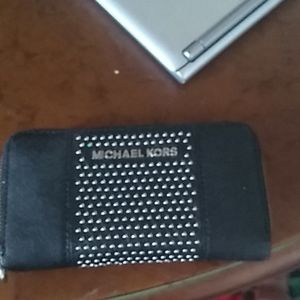 Woman wallet